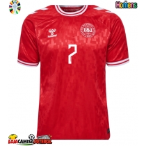 Camisa de Futebol Dinamarca Mathias Jensen #7 Equipamento Principal Europeu 2024 Manga Curta